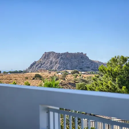 Grande View Charaki