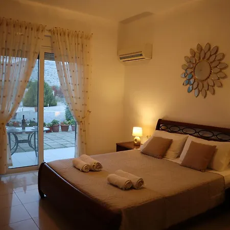 Grande View Apartment