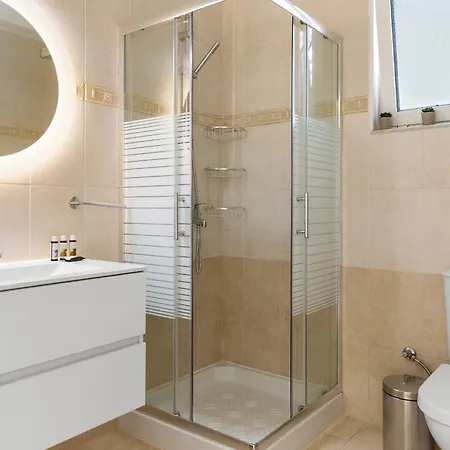 Grande View Apartment