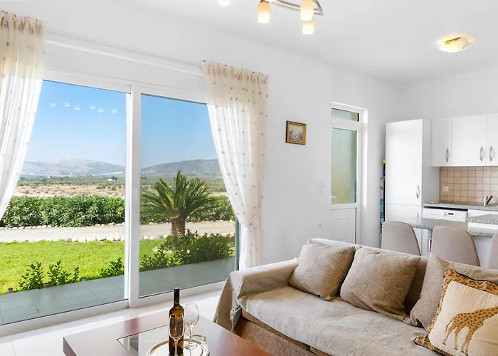 Grande View Apartament Haraki